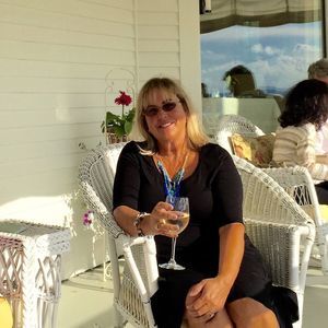 Meet your Posher, Dawne